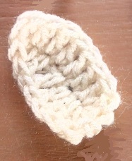 crochet daffodil pedal