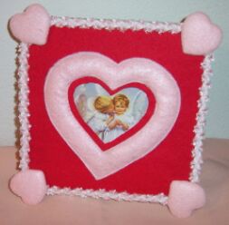 heart shaped picture frame