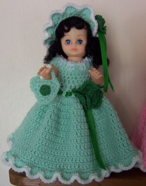 doll green dress