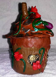 clay fairy house image 24